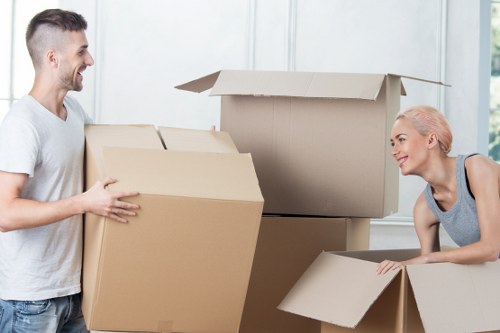 Barnes removal van support for flats, houses, and office moves